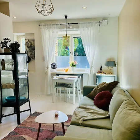 Apartment Fully Equipped In Alppila